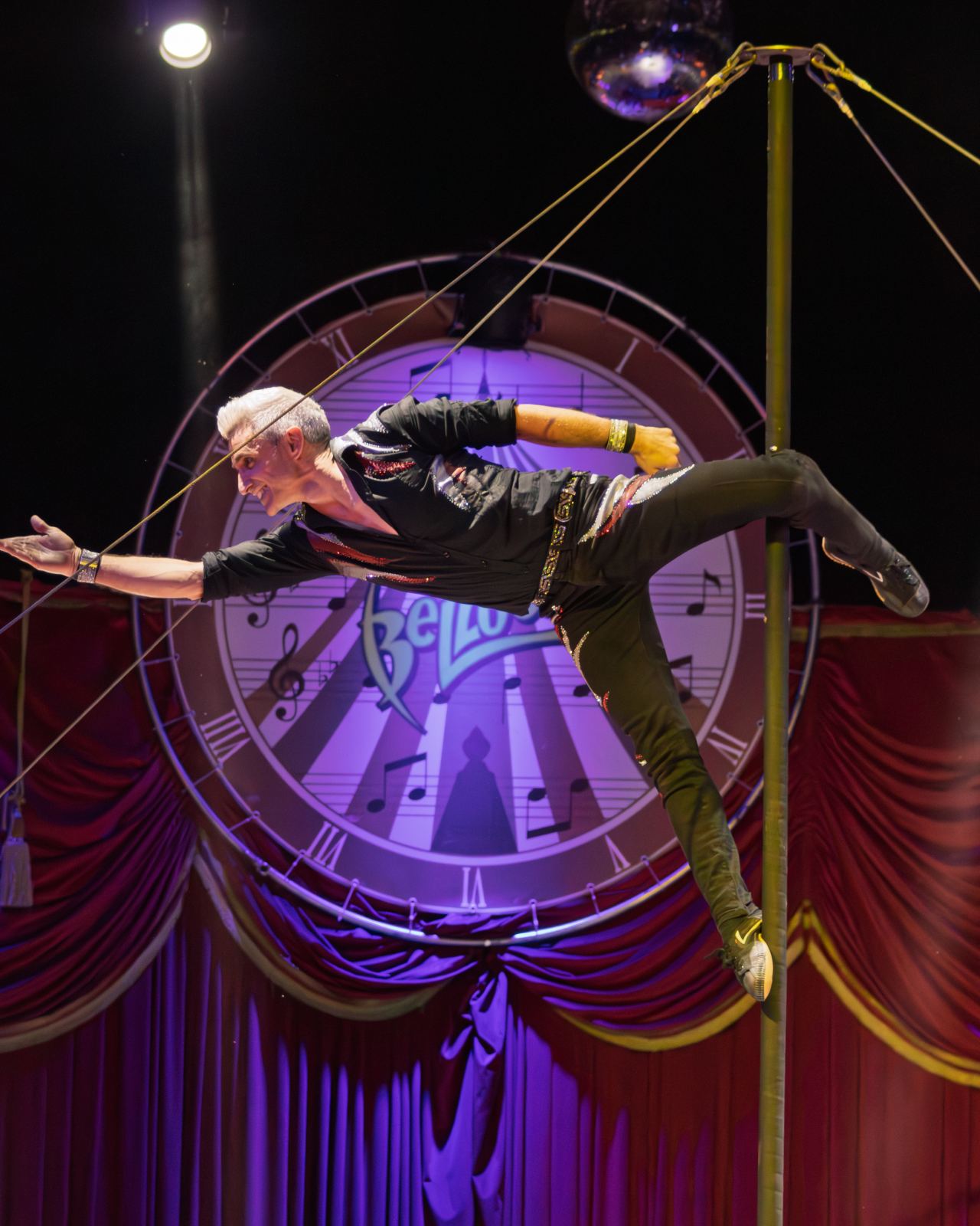 Fotografie din spectacolul Circo Bellucci 11